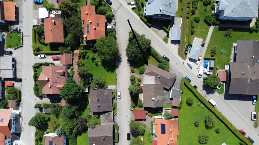 Sonniges EFH mit großzügigem Anbau, Bergblick & Ausbaureserve - GST von oben