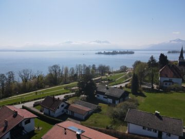 Gehobene Doppelhaushälfte mit traumhaftem Seeblick, 83257 Gstadt, Doppelhaushälfte