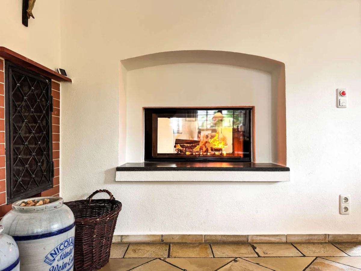 Wohnbereich mit Kamin
