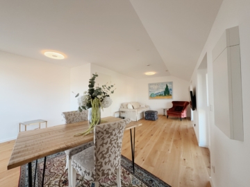 Obergeschosswohnung im Herzen von Bernau am Chiemsee, 83233 Bernau am Chiemsee, Apartment