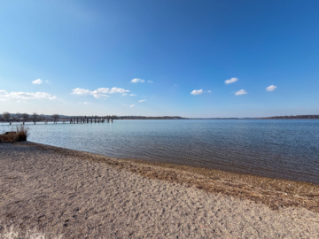 Charmante Obergeschosswohnung im Herzen von Bernau, 83233 Bernau am Chiemsee, Apartment