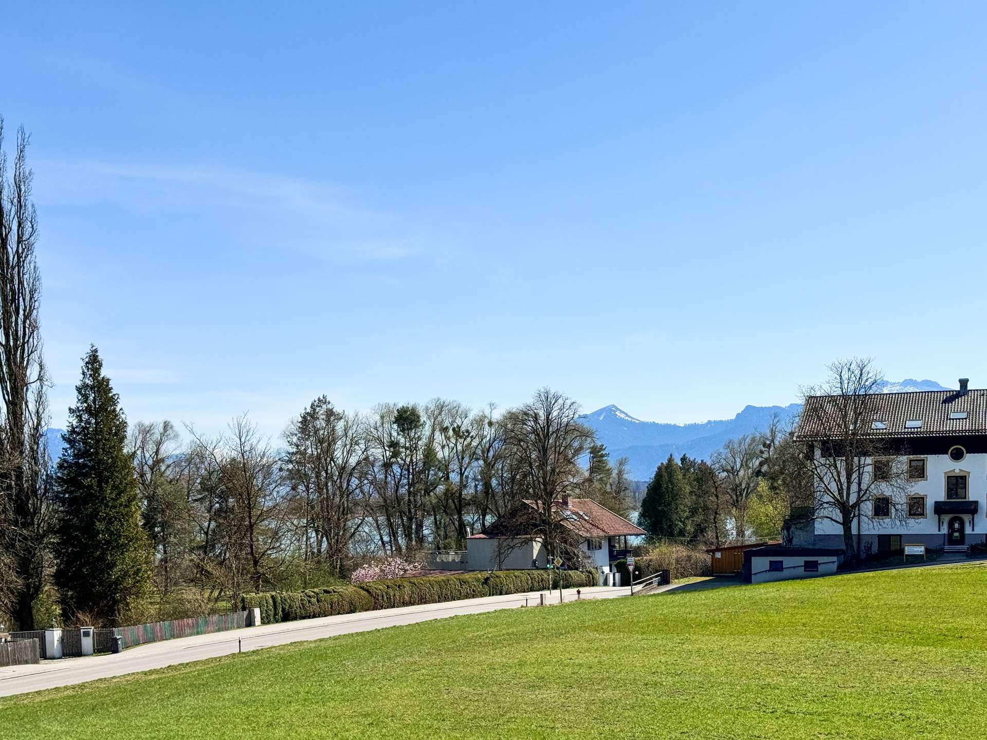 Blick vom Ost-Balkon im OG