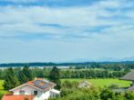 Ausblick OG - Exklusives Einfamilienhaus am Chiemsee – mit Pool, Seeblick und Alpenpanorama