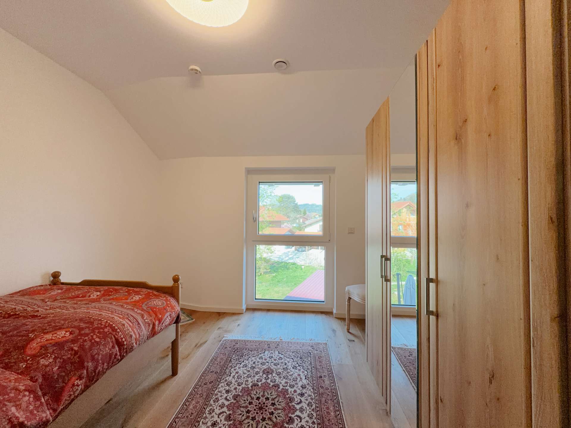 SCHLAFZIMMER II
