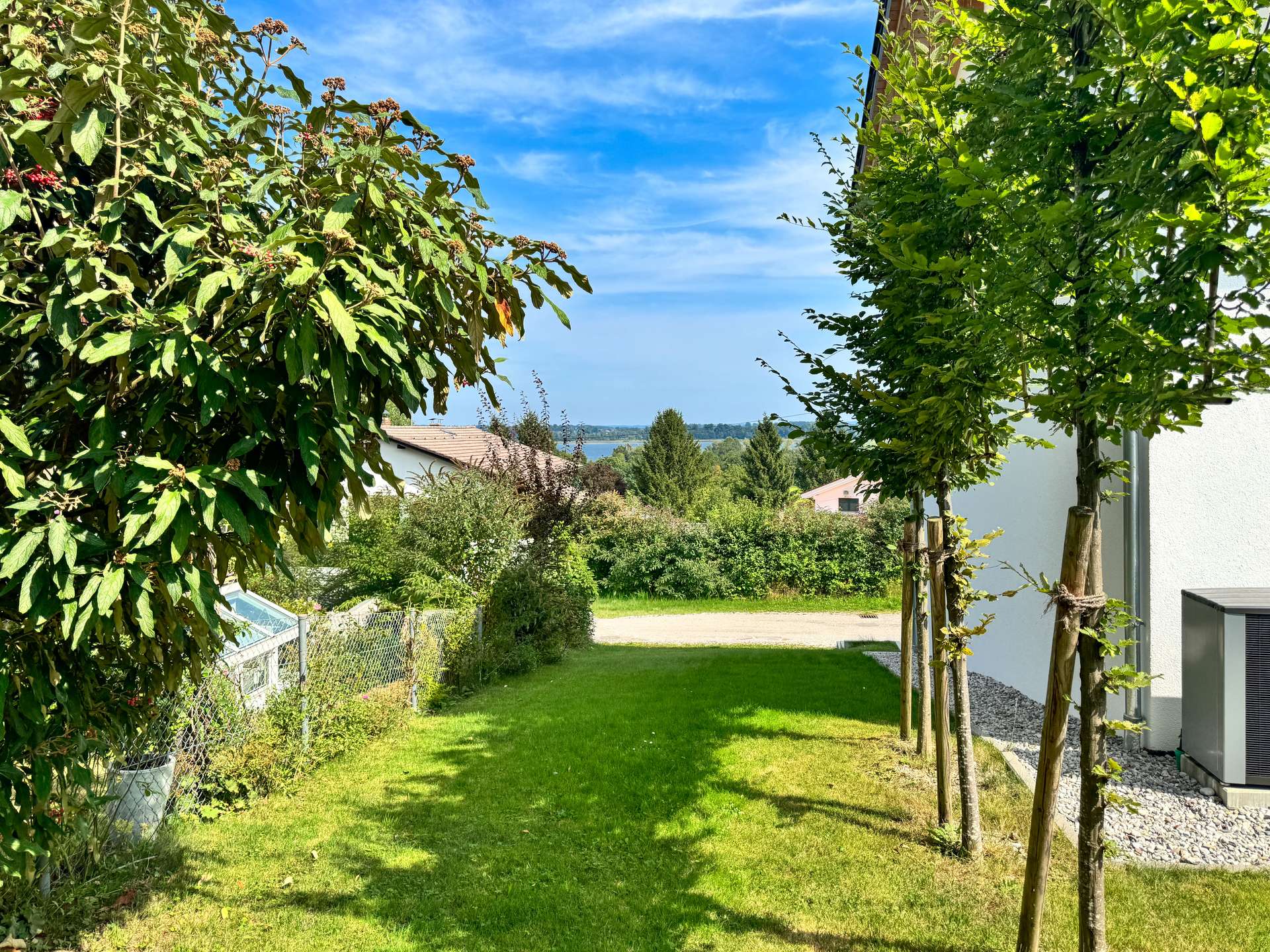 Garten Nordseite mit Seeblick