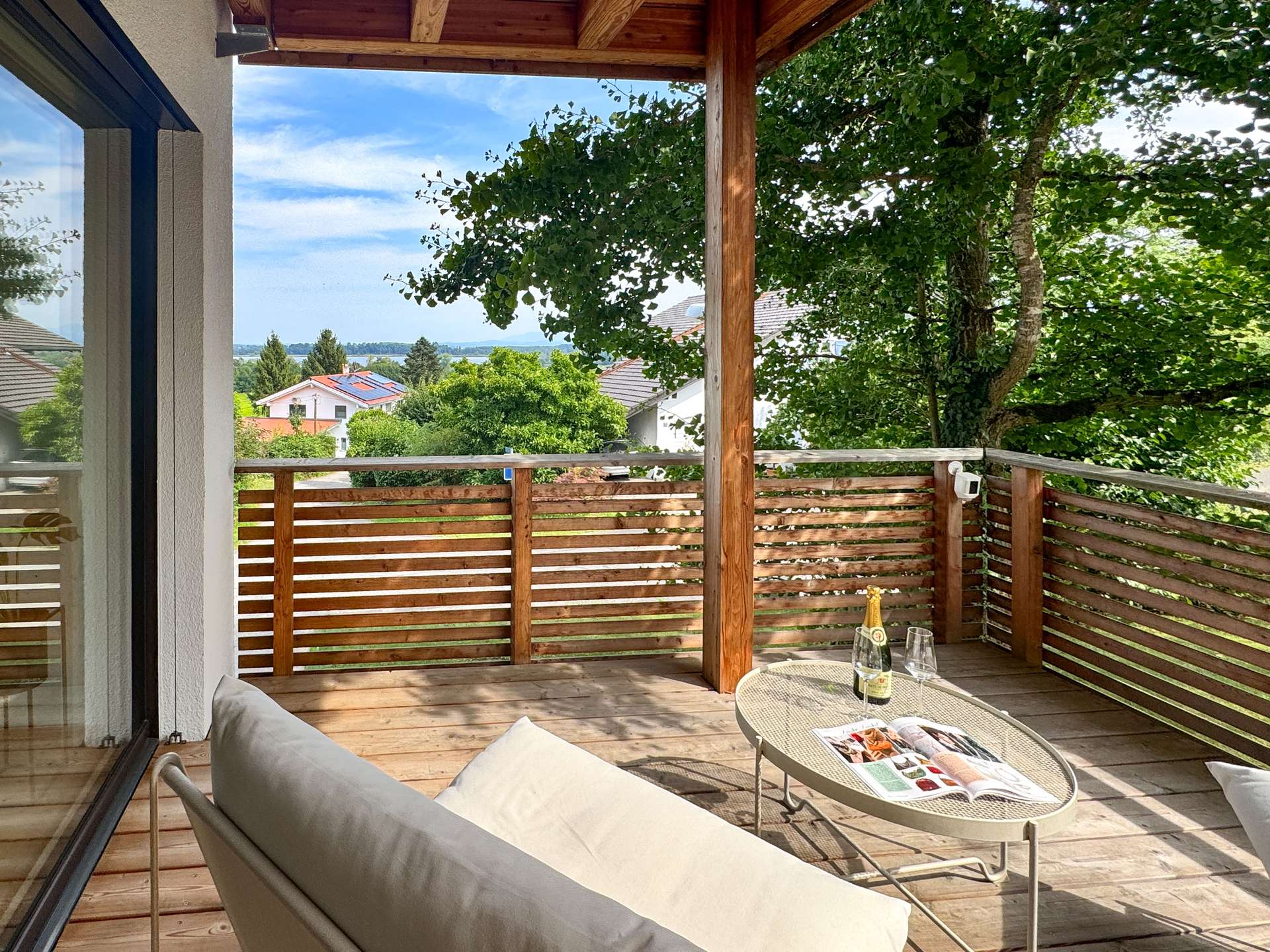 Süd-West-Terrasse EG
