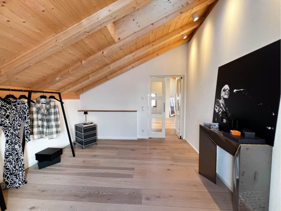 EXKLUSIVES WOHNEN MIT PANORAMABLICK - Luxus Studio-Loft-Wohneinheit mit atemberaubender Dachterrasse - ANKLEIDEZIMMER