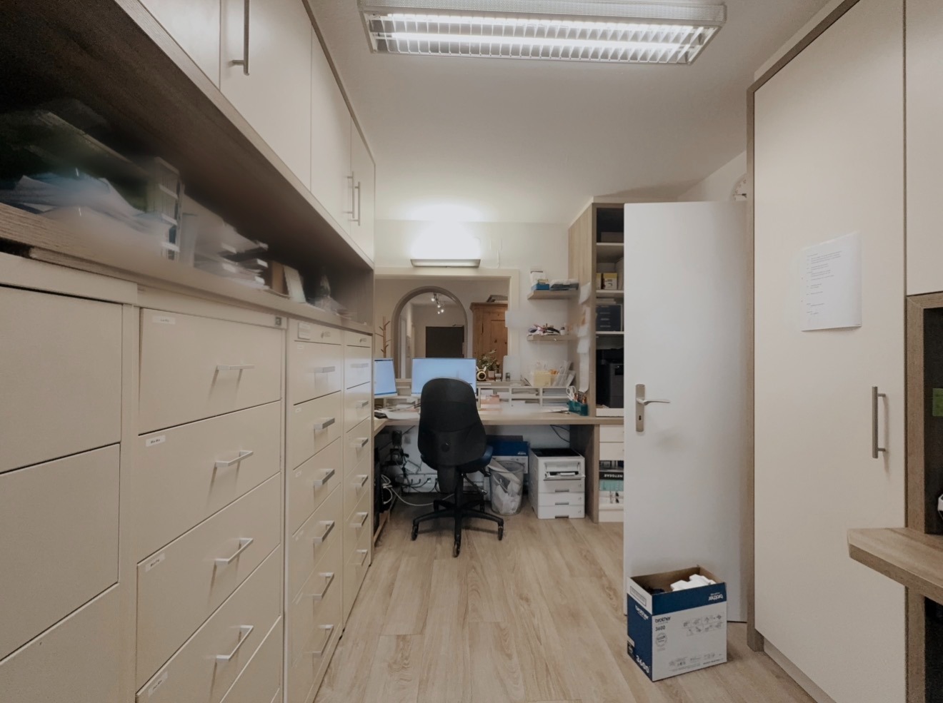 BACKOFFICE