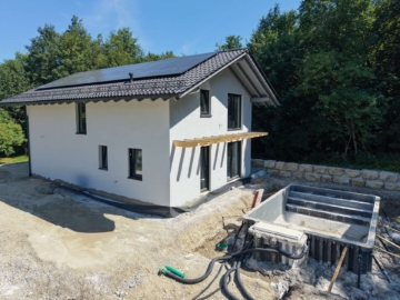 Einfamilienhaus im Bau am Herrenberg – nur wenige Schritte zum Chiemsee, 83209 Prien am Chiemsee, Einfamilienhaus