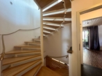 Treppenhaus - Designer-Stadthaus mit Dachterrasse & Bergblick im Herzen von Bad Aibling