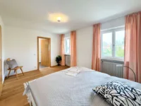 Schlafzimmer mit Bad en suite