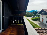 Balkon DG mit Bergblick