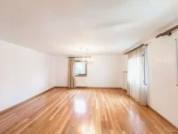 Wohnzimmer - Wohnung (KI entmöbliert)