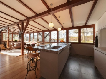 Der Chiemsee zum Greifen nah – moderne Erdgeschosswohnung mit Terrasse in absoluter Bestlage, 83254 Breitbrunn am Chiemsee, Erdgeschosswohnung