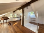 BADEZIMMER - SECRET SALE – Zeitlos elegant, unverwechselbar schön – Ihr exklusives Do­mi­zil mit Burg & Bergblick