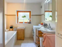 Badezimmer untere Einheit