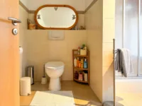 Badezimmer untere Einheit