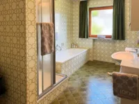 Badezimmer obere Einheit