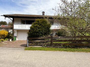 „Wohnen mit Weitblick – Ihr neues Zuhause am ruhigen Ortsrand“, 83093 Bad Endorf, Einfamilienhaus