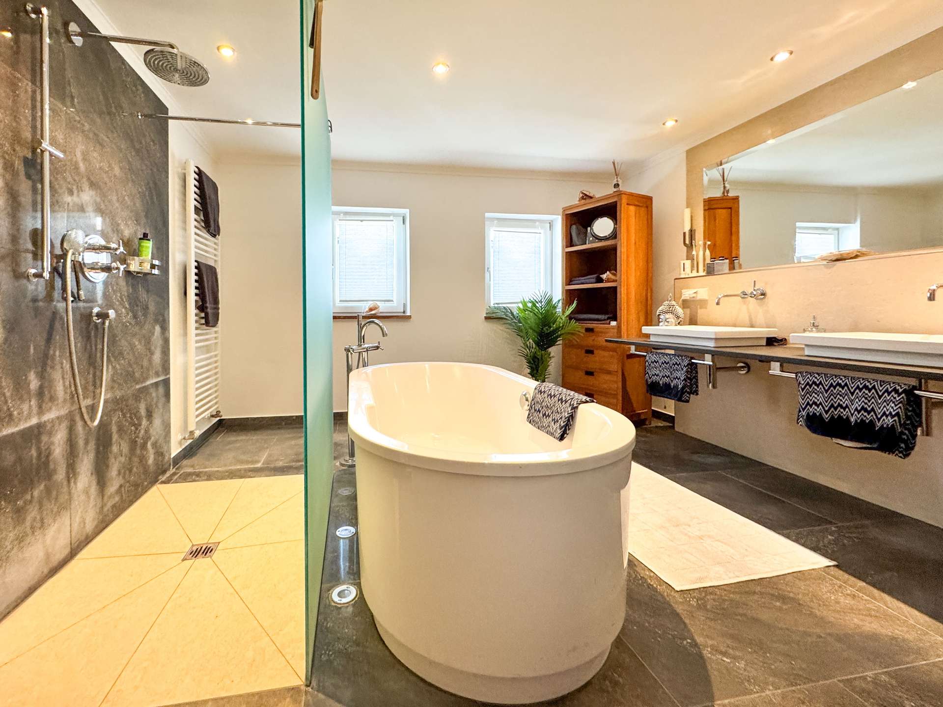 Badezimmer OG