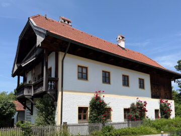 Charmantes Einfamilienhaus im Herzen von Grassau, 83224 Grassau, Einfamilienhaus