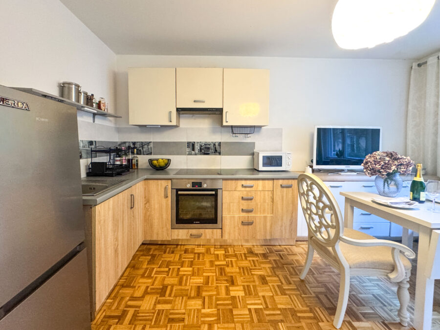 Attraktive Kapitalanlage: 1,5-Zimmer-Wohnung mit Garage in Top-Lage - Wohnküche