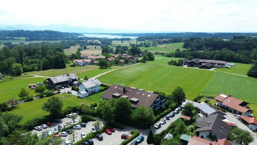 Ruhiges 1-Zi-App. nahe der Therme & Simsseeklinik mit Bergblick - See- & Bergblick