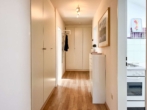 Flur - Charmante Dachgeschosswohnung mit Garage und Potenzial in zentraler Lage