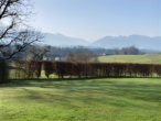 AUSBLICK - Exklusive Erdgeschosswohnung mit Sonnenterrasse und Alpenpanorama nahe Prien am Chiemsee