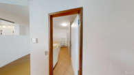 BADEZIMMER - Exklusive Erdgeschosswohnung mit Sonnenterrasse und Alpenpanorama nahe Prien am Chiemsee