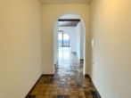 Eingangsbereich - RESERVIERT – Helle 2-Zi.-Whg. mit Bergblick und umlaufendem Balkon – Wohnpotenzial in TOP Lage