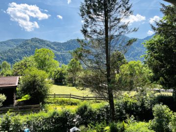 GST mit Altbestand in naturnaher Lage mit Bergblick zur Neugestaltung, 83246 Unterwössen, Wohngrundstück