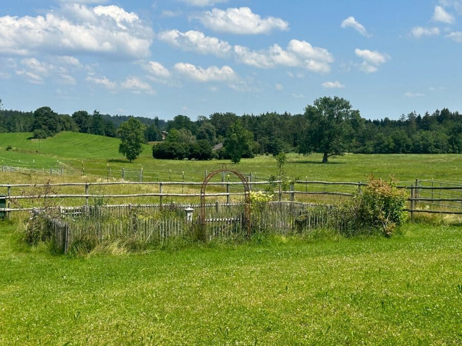 Traumhaft & Einzigartig! Luxuriöse Maisonette-Wohnung in idyllischer, ruhiger Lage - Bauerngarten