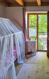 Kinderzimmer im OG