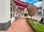 Terrassenbereich mit Markise im Süden - Vielseitige Gewerbefläche in sehr guter Lage von Prien – derzeit voll ausgestatteter Friseursalon