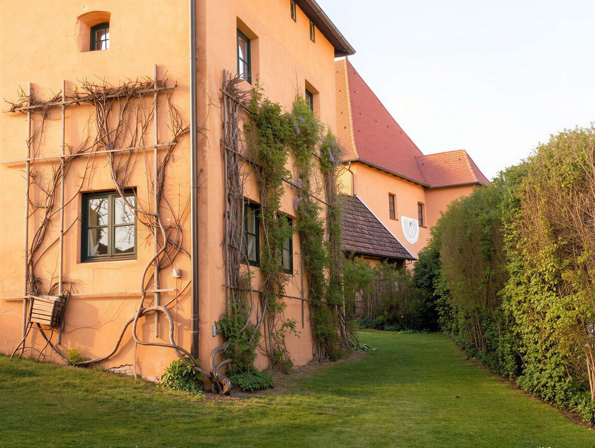 ANWESEN/KAVALIERSHAUS