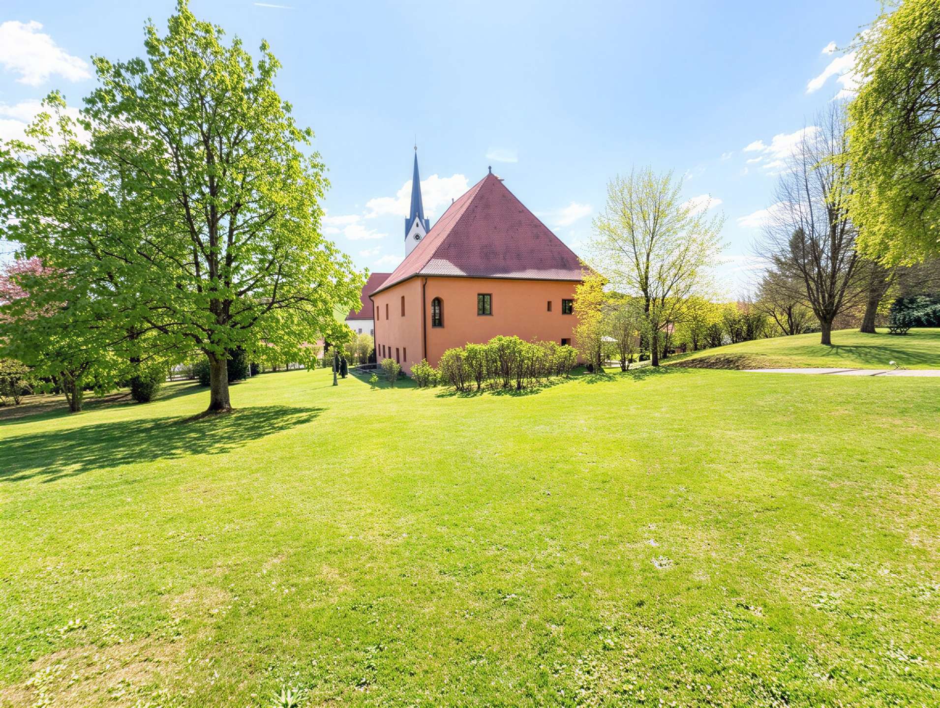 SCHLOSS