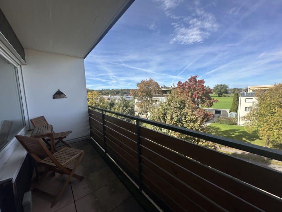 360° Panoramablick in die Berge über die Dächer von Prien am Chiemsee - Balkon SZ